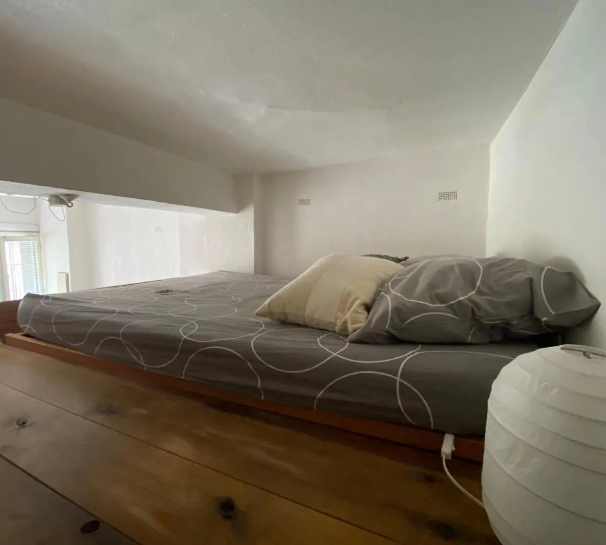 Studio Avignon Intra-Muros 0*,  France